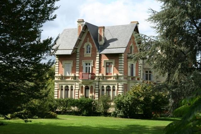 Chateau De Belle Poule Les Ponts-de-Cé Dış mekan fotoğraf